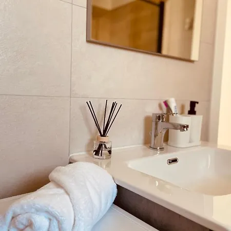 White Truffle Pula *